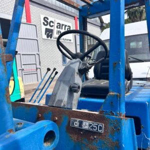 Carrello elevatore diesel usato OM D25
