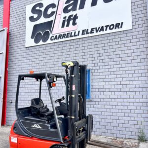 Carrello elevatore elettrico usato Linde E16C